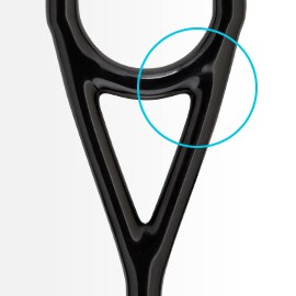 Plan rapproché montrant la tubulure noire en Y formant la liaison d’un stéthoscope 3M Littmann.